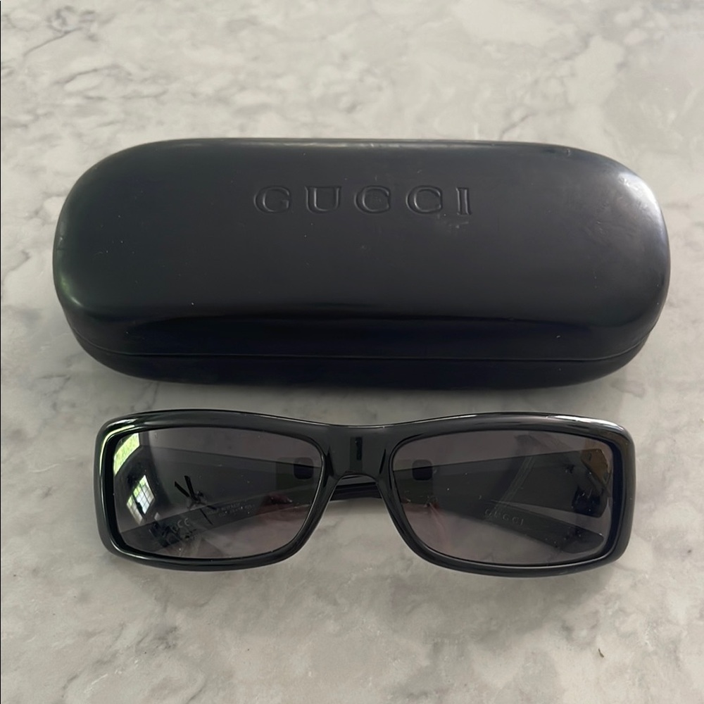 Gucci Black 90s Sunglasses